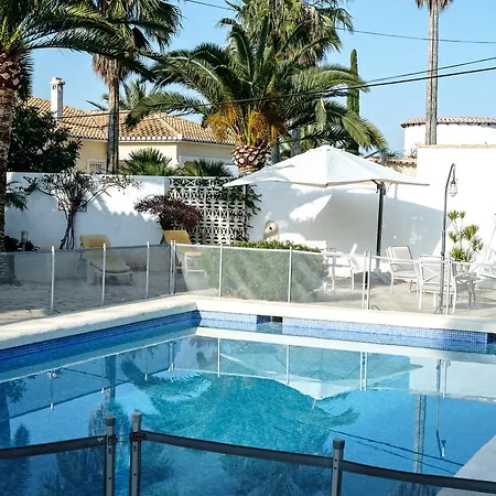 Amapola Villa *